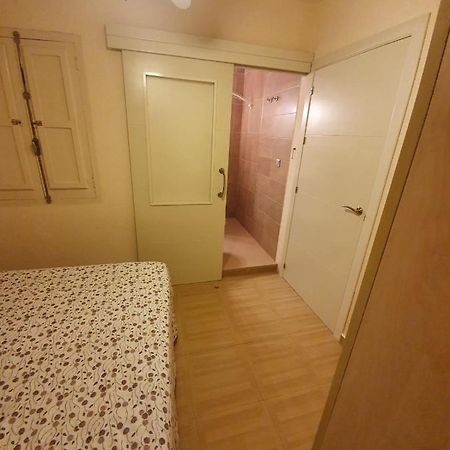 Room In Benidorm Downtown En Piso Compartido Alicante Kültér fotó